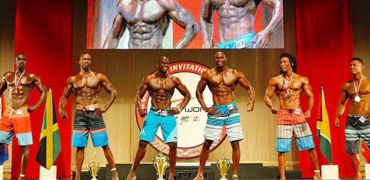 Kenny Lindsay in an international competition stage lineup